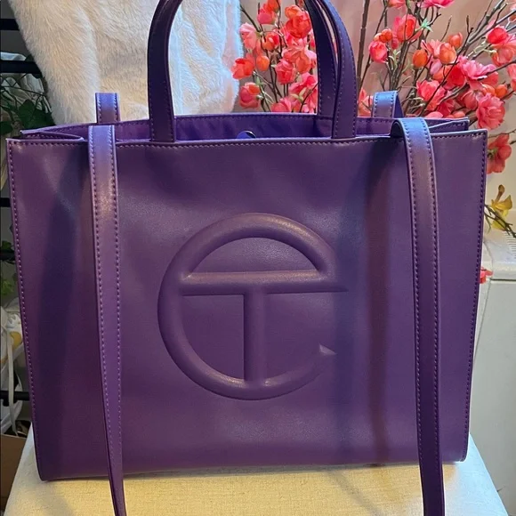 Telfar Authentic brand new Purple Women's Logo Tote Bag - Elegant Everyday Carry - Picture 1 of 7